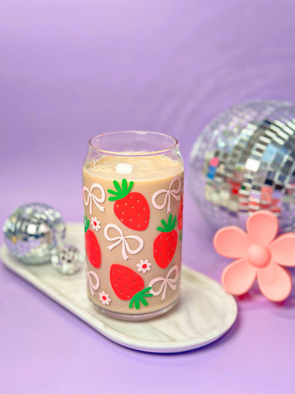 Strawberries & Pink Bows 16oz